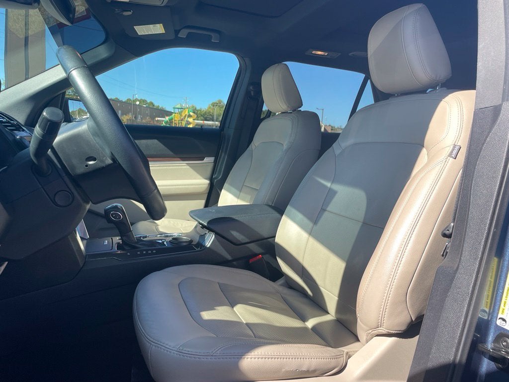 2018 Ford Explorer Limited One Owner, Clean CarFax, Leather, Moonroof, Bucket