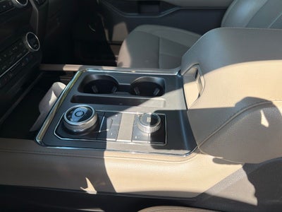 2021 Ford Expedition XLT LEATHER, BUCKETS, PANO ROOF