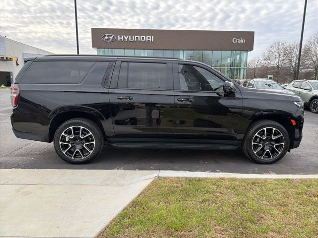 2021 Chevrolet Suburban RST