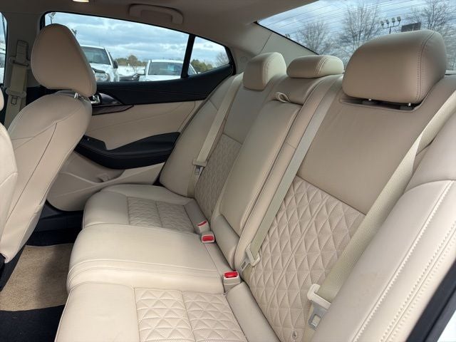 2017 Nissan Maxima Platinum