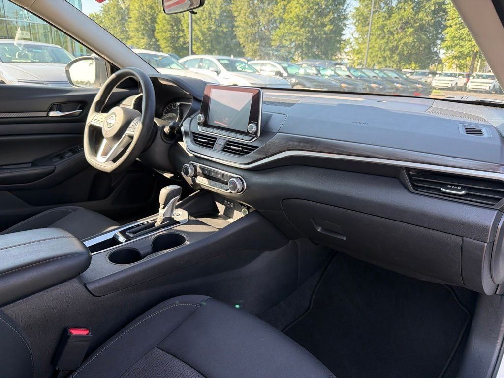 2025 Nissan Altima 2.5 SV CARFAX 1-Owner