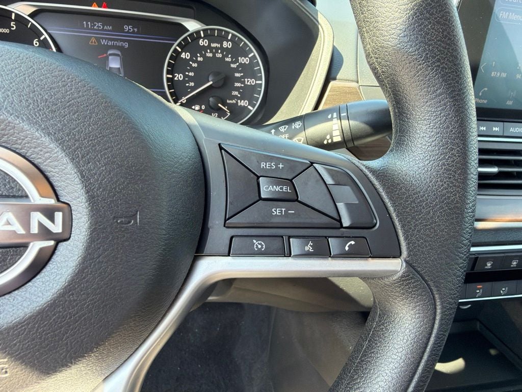 2025 Nissan Altima 2.5 SV CARFAX 1-Owner