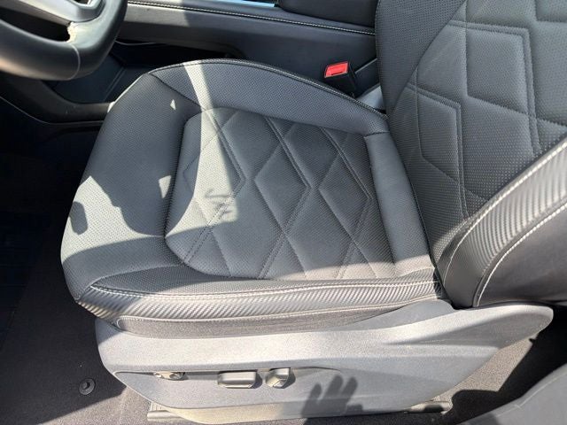 2025 Volkswagen Atlas Cross Sport 2.0T SE w/Technology CLEAN CARFAX 1-OWNER