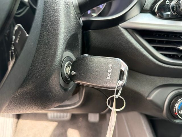 2023 Kia Forte LX