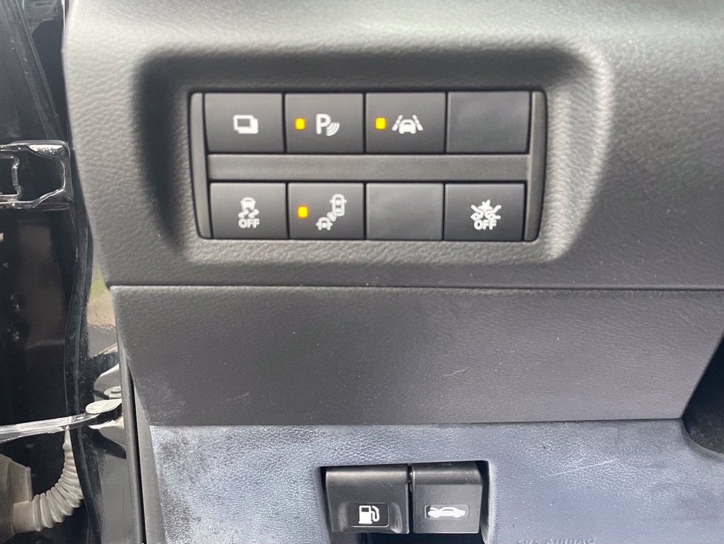 2021 Nissan Kicks S CarFax One Owner