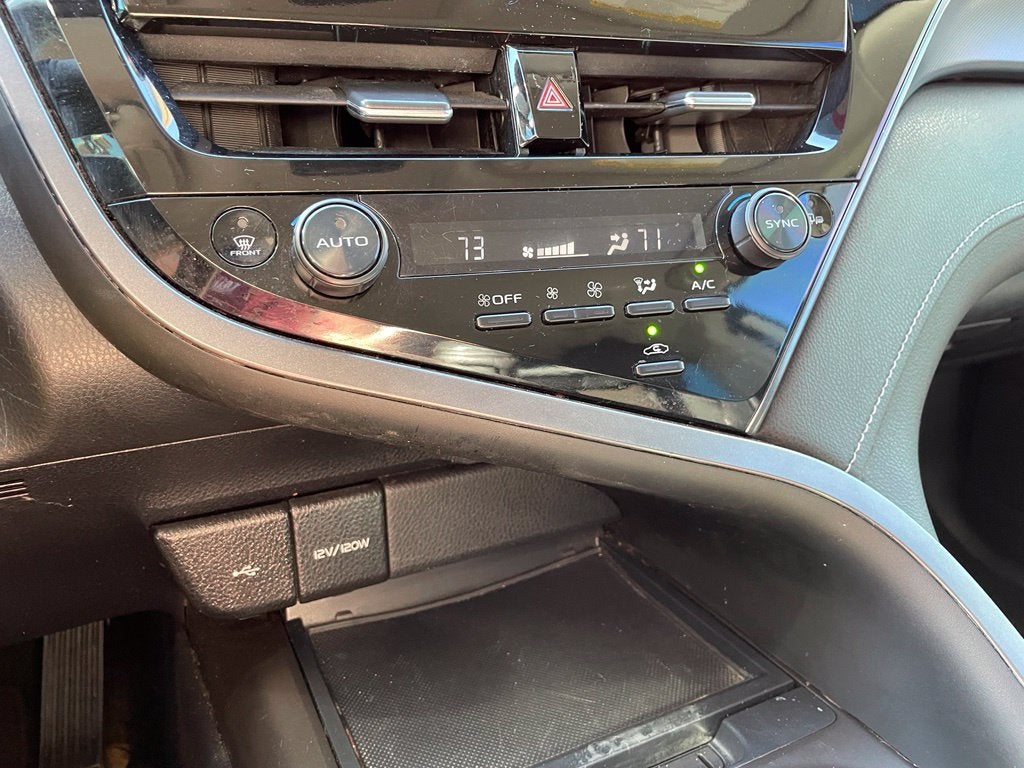 2023 Toyota Camry SE, CLEAN CARFAX