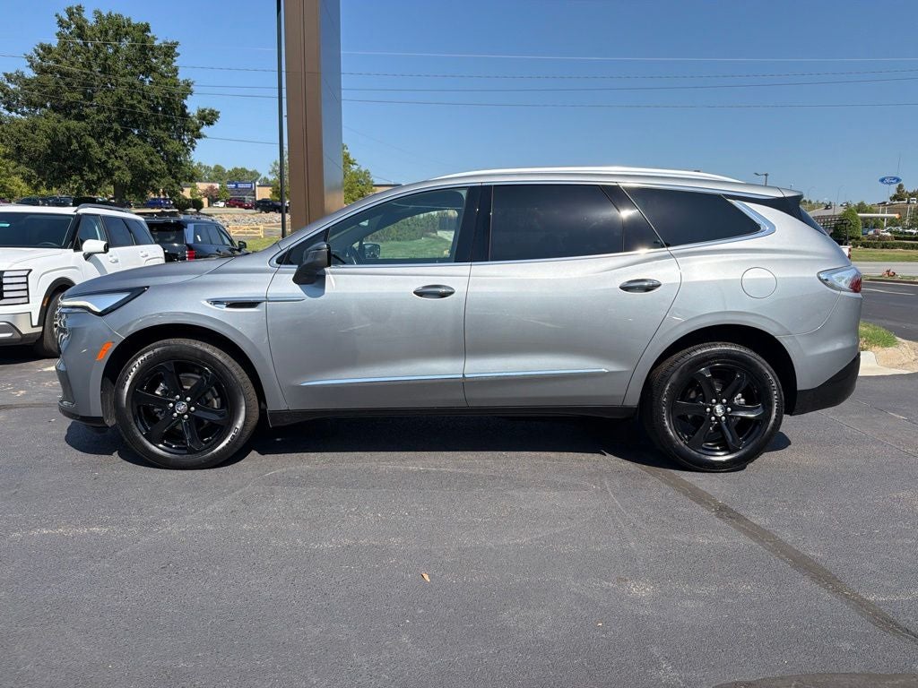 2024 Buick Enclave Essence Sport Touring, Pano Roof, Navi, Adaptive Cruise, O