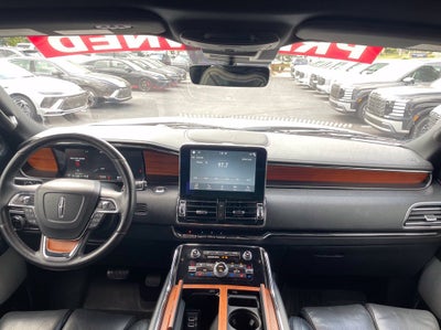 2019 Lincoln Navigator Reserve Clean CarFax, Revel Audio, Leather, Third Row