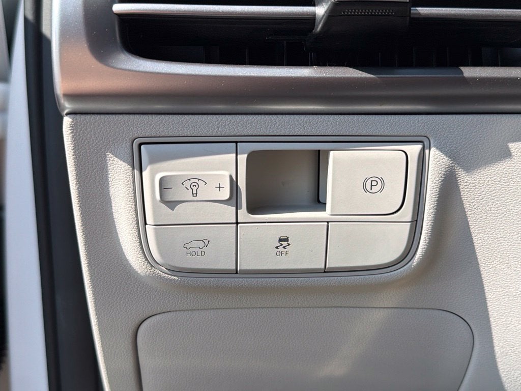 2025 Hyundai Tucson Limited Clean CarFax, One Owner