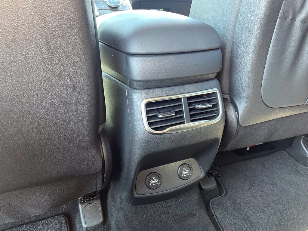 2022 Hyundai Santa Fe SEL Pano Roof, Leather, One Owner, Clean CarFax