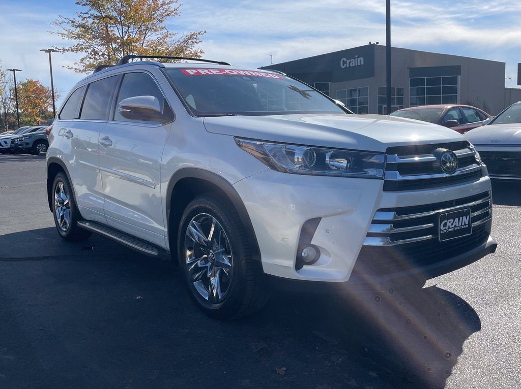 2018 Toyota Highlander Limited Platinum Leather, One Owner, Moonroof, Third Row