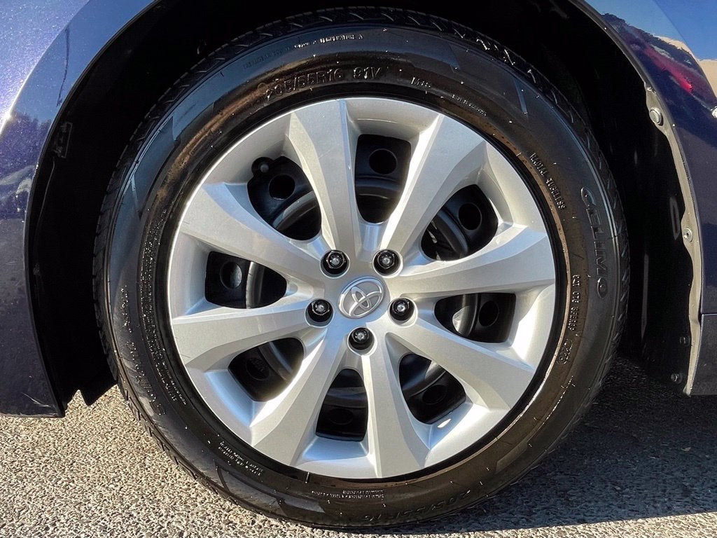 2024 Toyota Corolla LE Clean CarFax, One Owner
