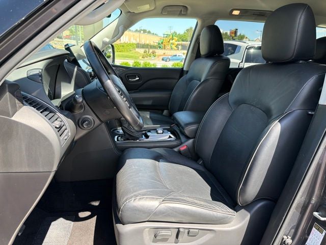 2024 INFINITI QX80 LUXE