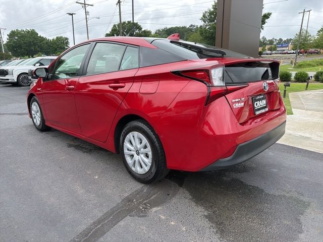 2020 Toyota Prius LE