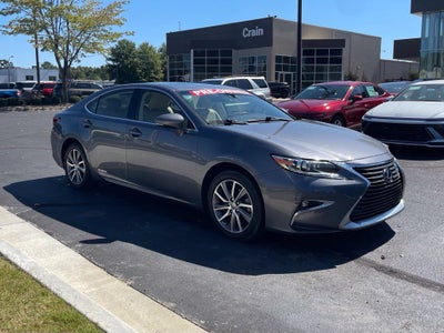 2016 Lexus ES 300h