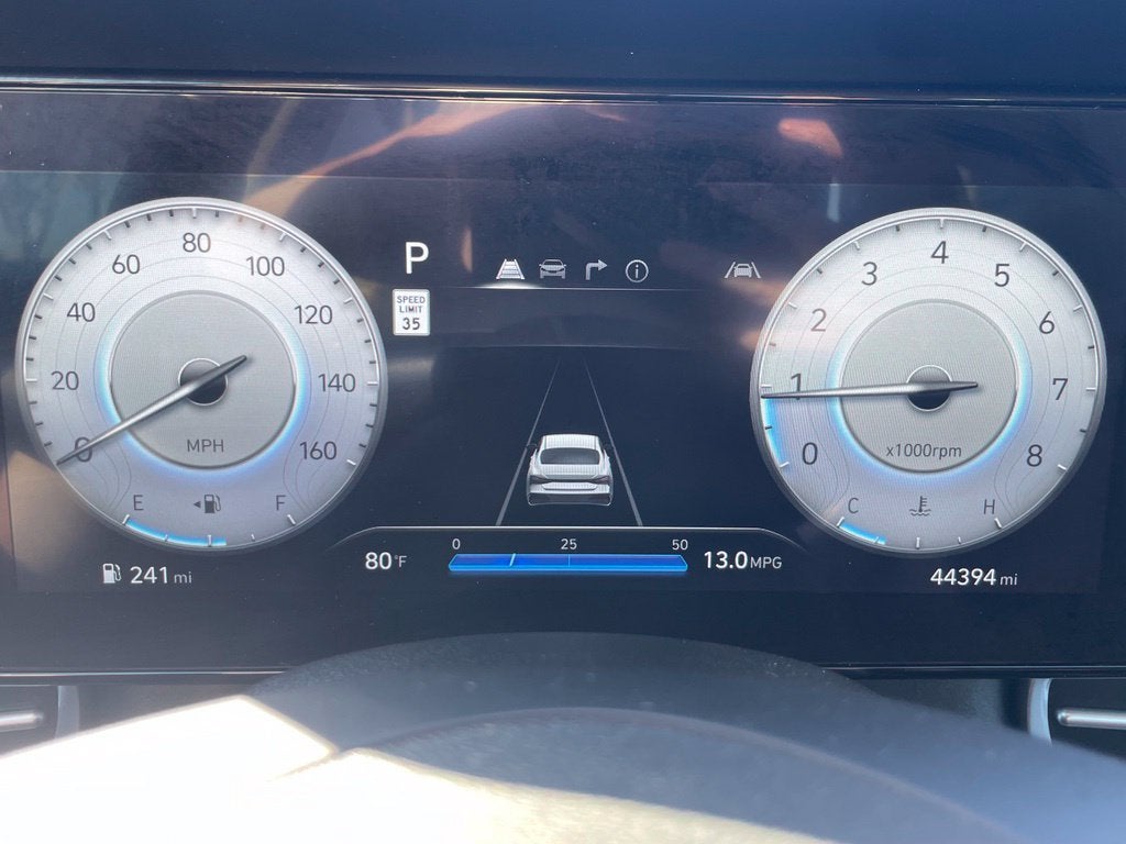2025 Hyundai Elantra SEL Convenience Moonroof, Clean CarFax, One Owner