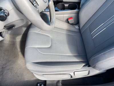 2025 Hyundai Elantra SEL Convenience CARFAX 1-Owner