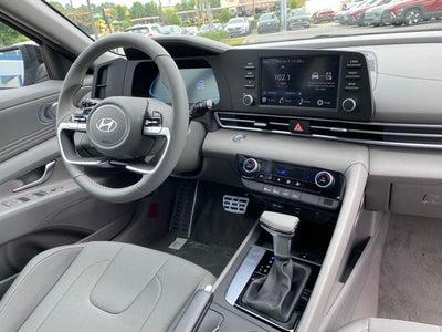 2025 Hyundai Elantra SEL Convenience