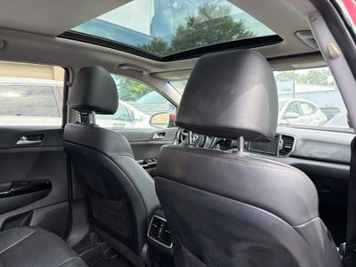 2019 Kia Sportage SX Leather, Pano Roof, Navi