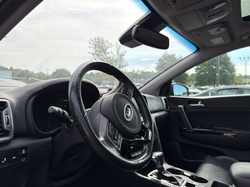 2019 Kia Sportage SX Leather, Pano Roof, Navi
