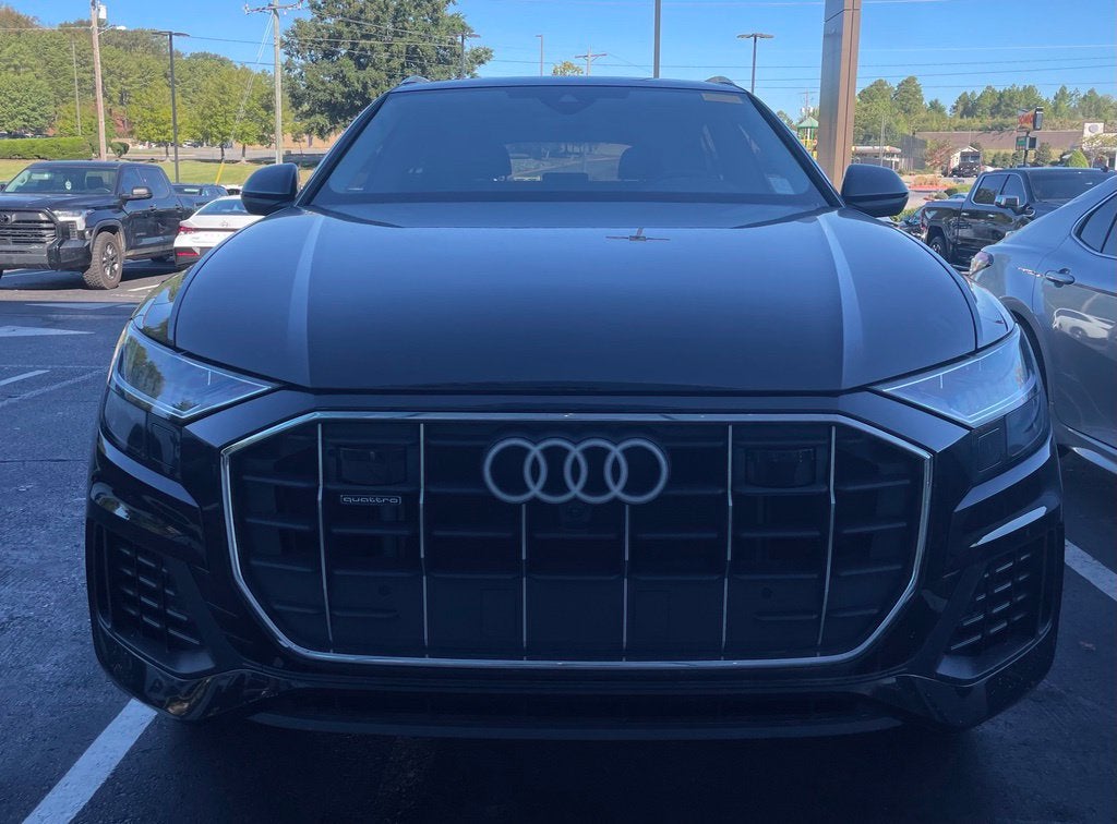 2023 Audi Q8 55 Premium Plus quattro, Pano Roof, Leather, Clean CarFax, One Own