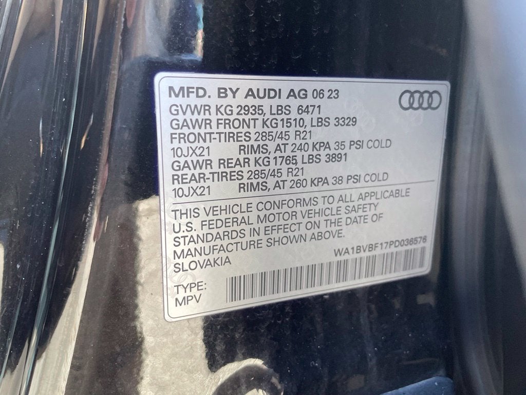 2023 Audi Q8 55 Premium Plus quattro, Pano Roof, Leather, Clean CarFax, One Own