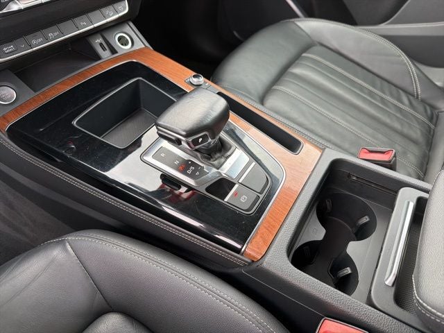 2022 Audi Q5 45 S line Premium quattro