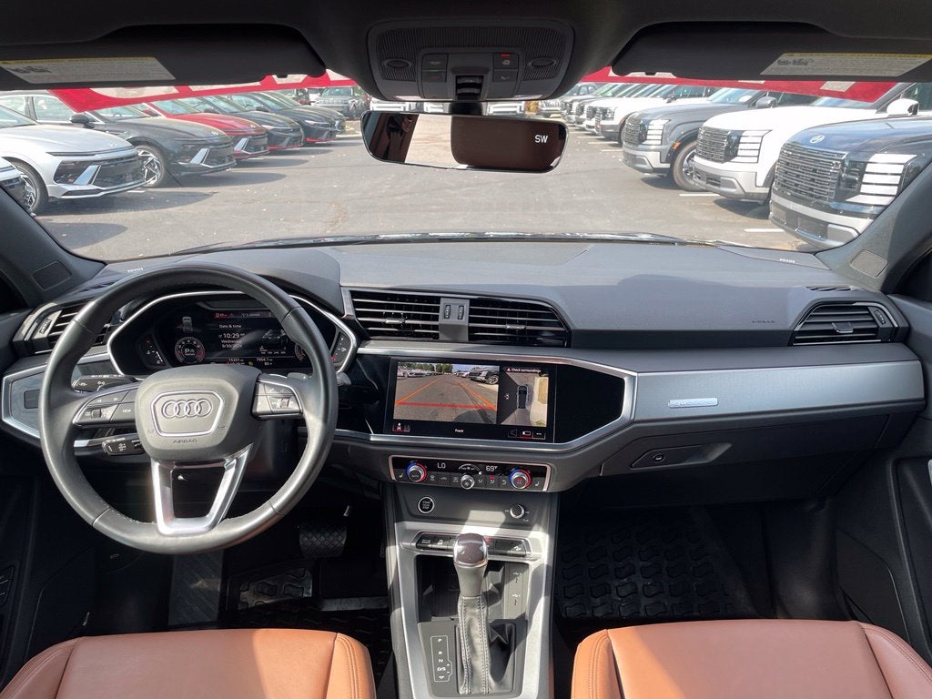 2024 Audi Q3 Premium Plus, One Owner, Navi, Leather, Moonroof S Line quattro