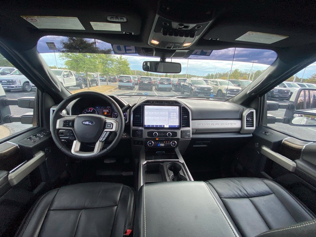2022 Ford F-350SD Lariat