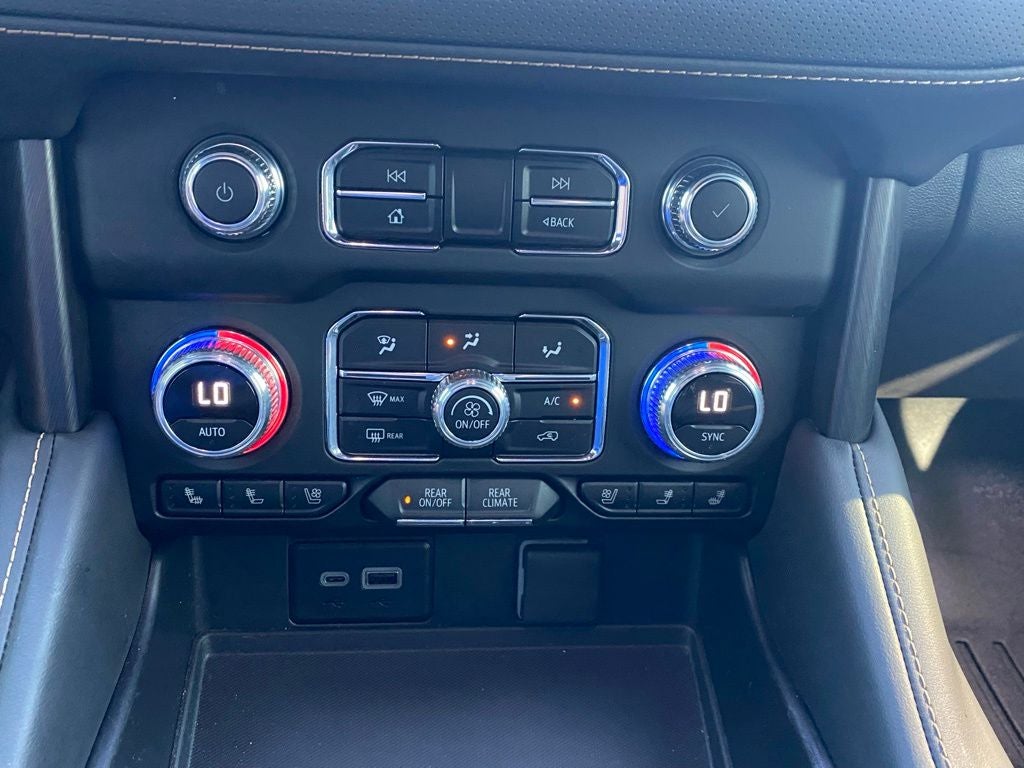 2024 GMC Yukon AT4