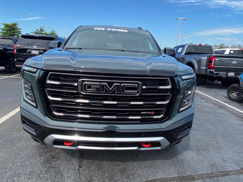 2026 GMC Yukon XL AT4 Ultimate AT4 Black Appearance-Night Vision