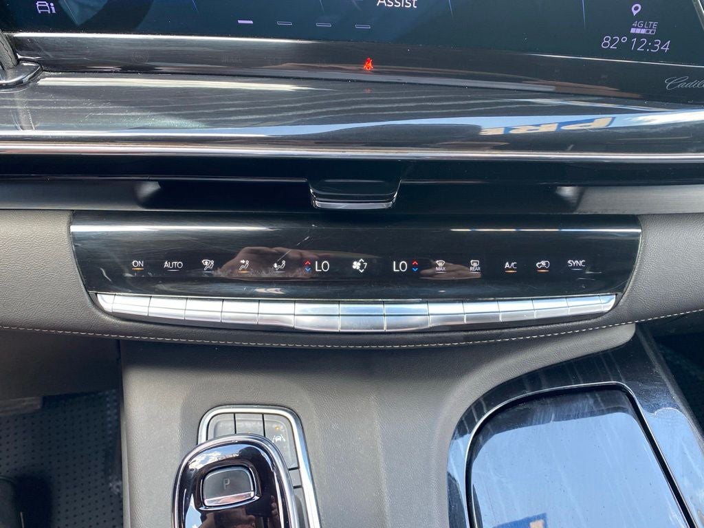 2023 Cadillac Escalade Sport