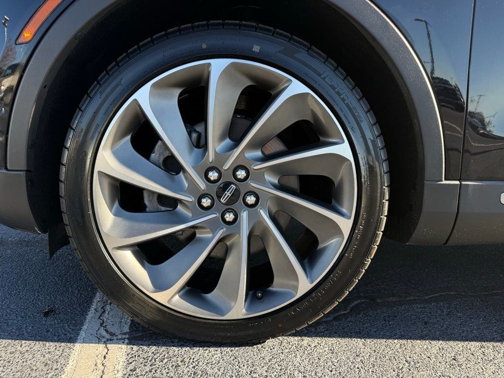 2021 Lincoln Nautilus Reserve