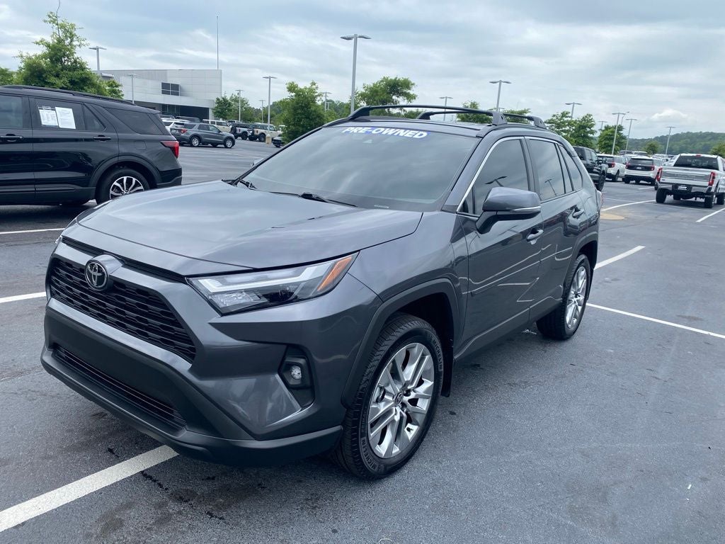 2025 Toyota RAV4 XLE Premium