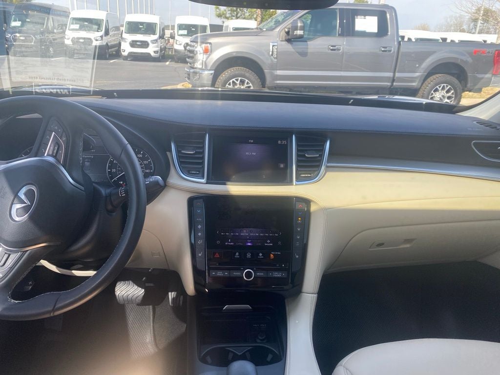 2021 INFINITI QX50 LUXE