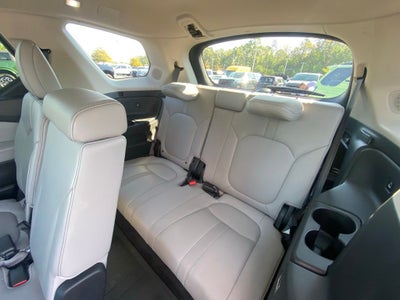2023 Honda Pilot Touring 1-OWNER-CLEAN CARFAX