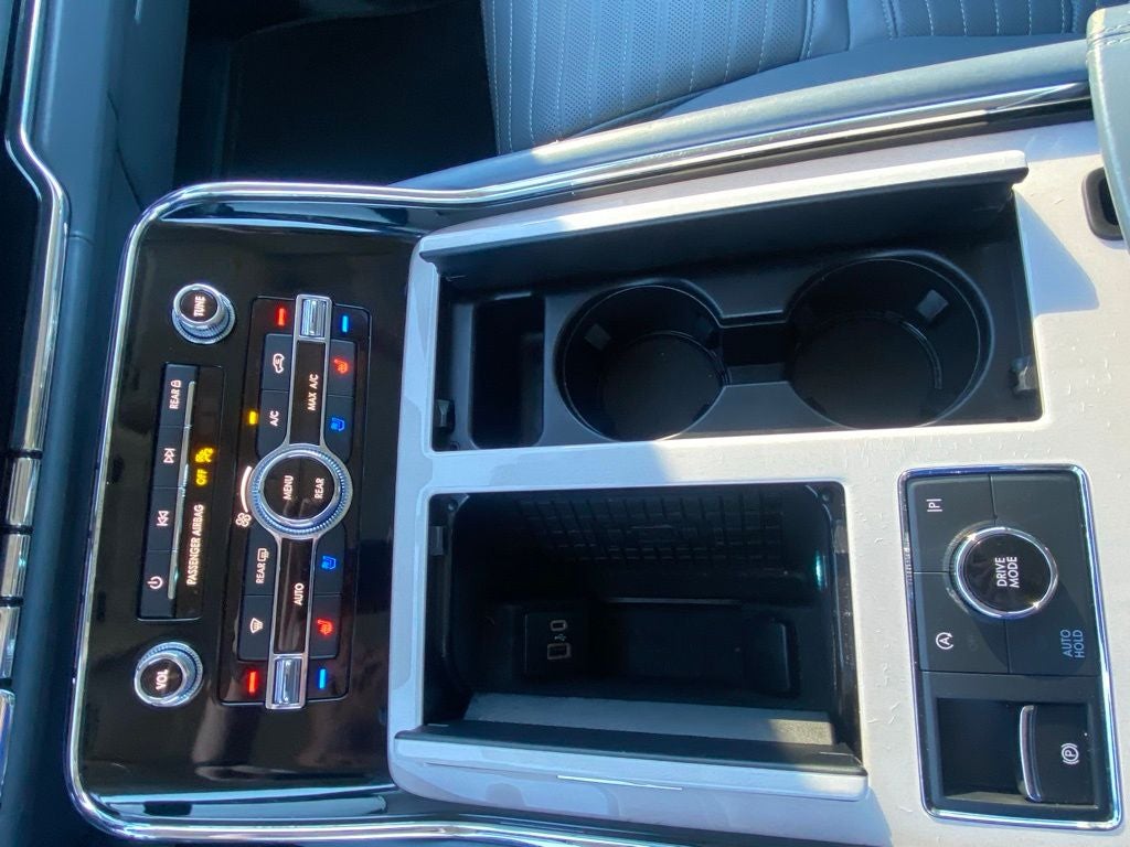 2022 Lincoln Navigator Black Label