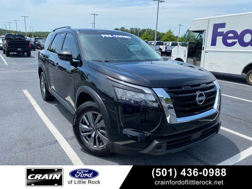 2025 Nissan Pathfinder SV