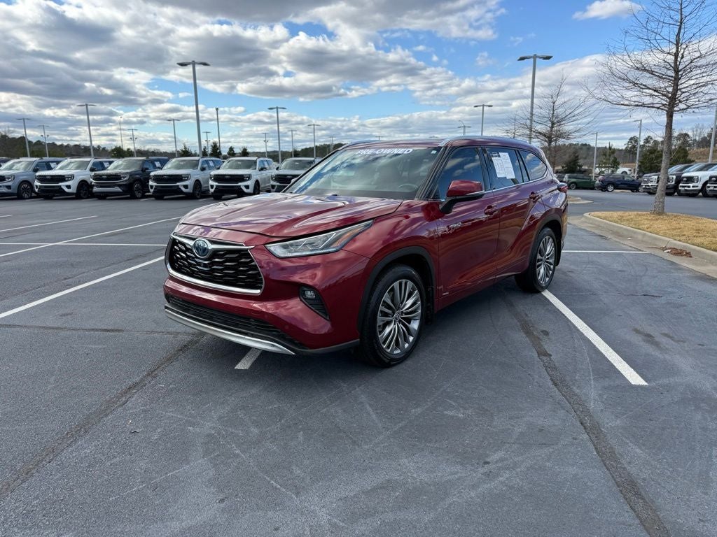 2021 Toyota Highlander Hybrid Platinum