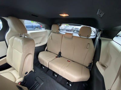 2021 Toyota Sienna XLE 8 Passenger