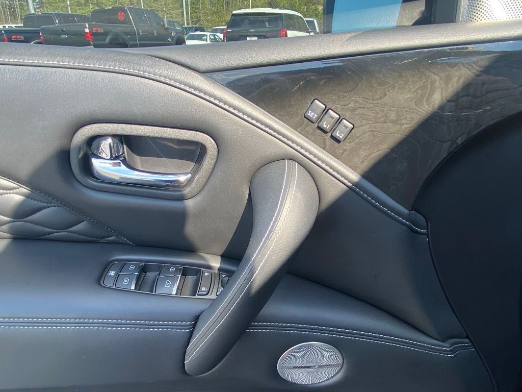 2021 INFINITI QX80 Sensory