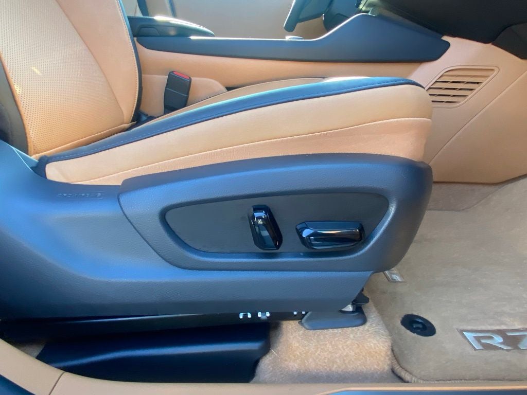 2023 Lexus RZ 450e Premium