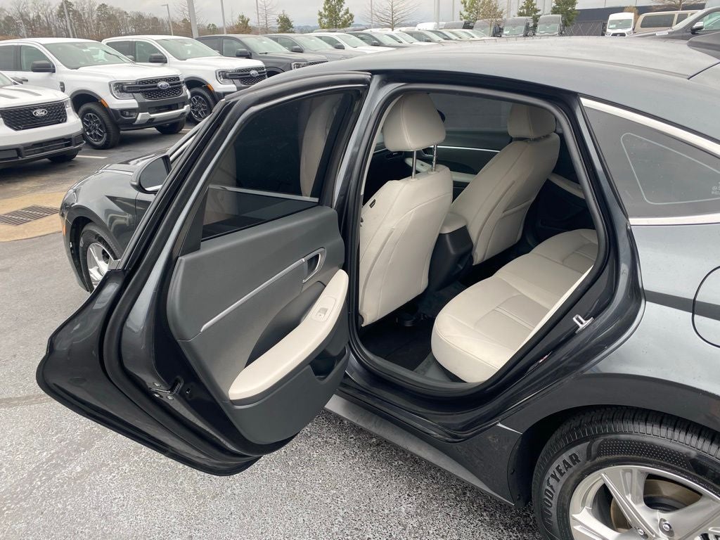 2023 Hyundai Sonata SE