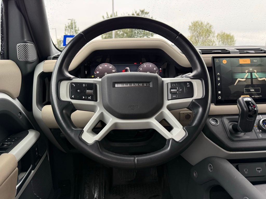 2023 Land Rover Defender 130 X-Dynamic SE