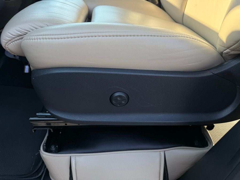 2023 Mercedes-Benz Airstream Cargo 170 WB High Roof