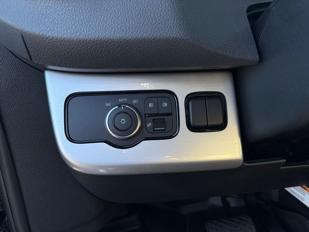 2023 Mercedes-Benz Airstream Cargo 170 WB High Roof