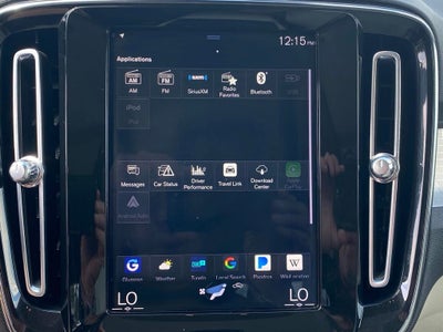 2021 Volvo XC40 Momentum