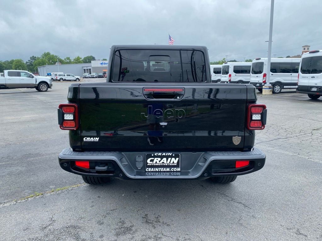 2021 Jeep Gladiator Overland