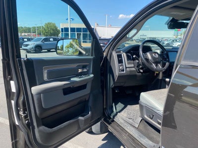 2014 RAM 1500 Big Horn - 4WD - LOW MILES - CLEAN CARFAX