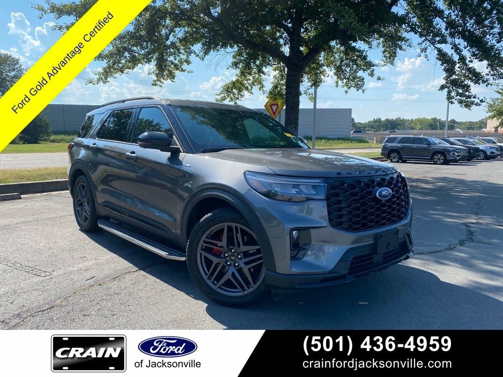 2025 Ford Explorer ST-Line